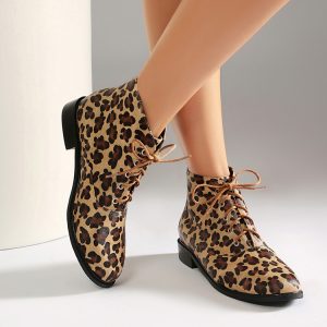 Deep Mouth Flat Shoes with Leopard Print Lace-Up Design
